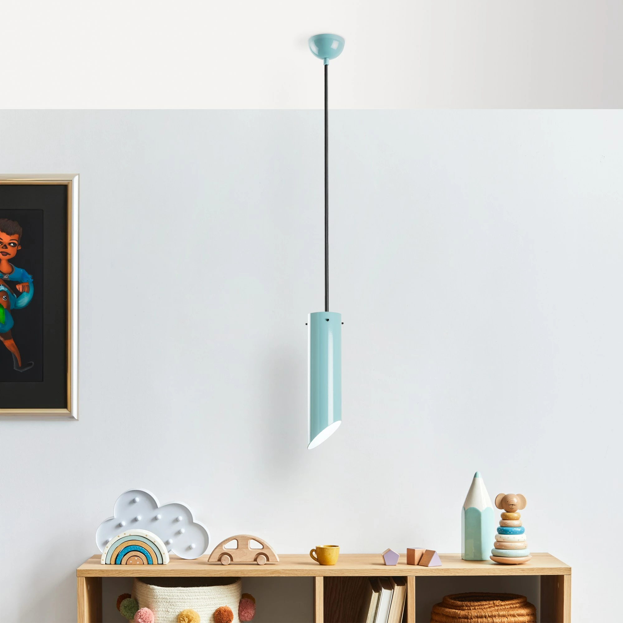 Llambë tavani Opviq, Kesikboru, ngjyrë turquoise