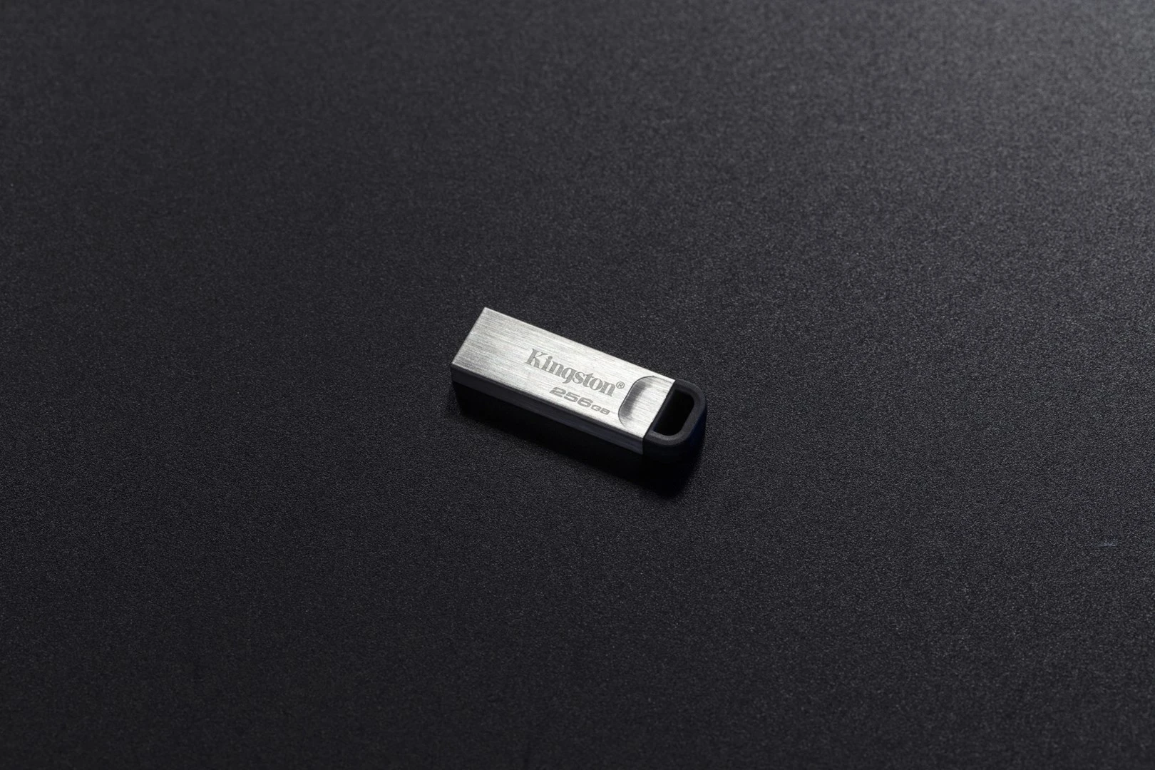 USB Flash Kingston DataTraveler 256GB Kyson, Argjendtë