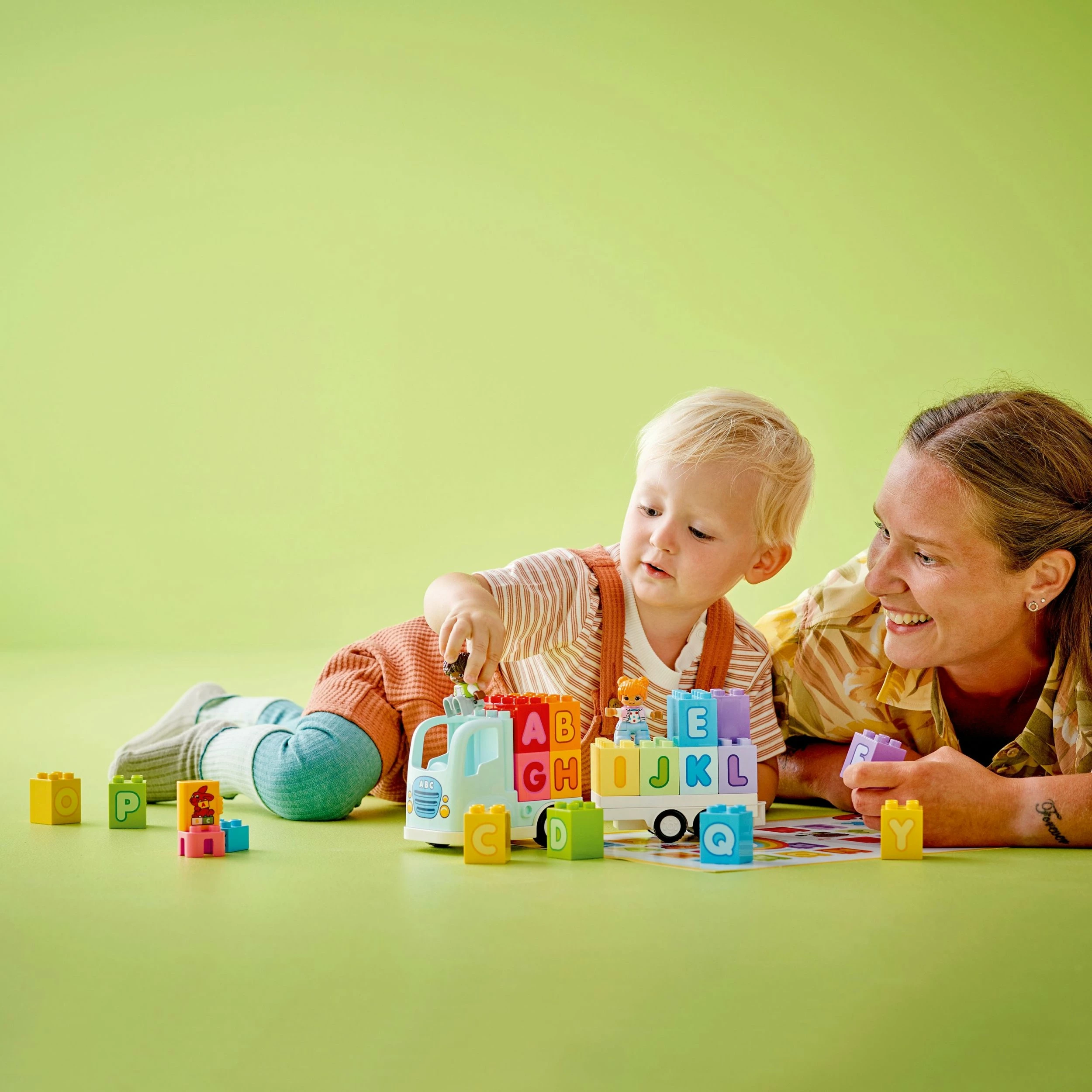 Set ndërtimi LEGO DUPLO Town Kamion me alfabet 10421, 36 copë, 2+ vjet, shumëngjyrësh