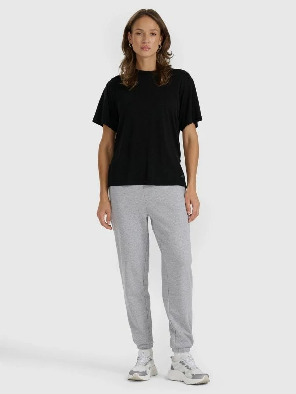 Pantallona sportive për femra 4F