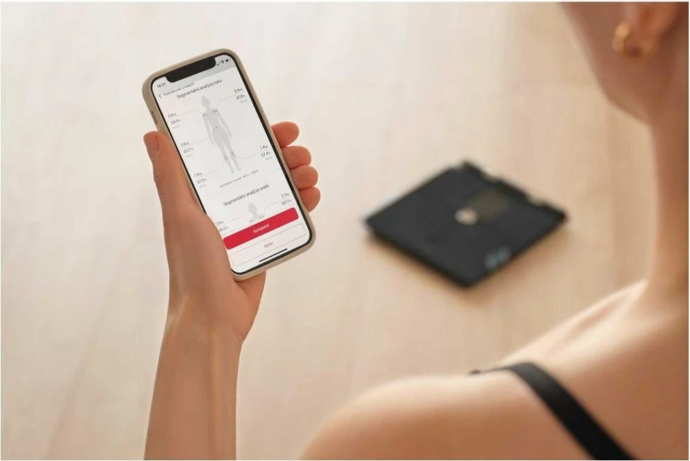 Peshore fitness me Bluetooth Sencor SBS 9102BK, analizë kompozimi trupor, xham i kalitur 6 mm, saktësi 100 g, bateri 4xAAA, e zezë