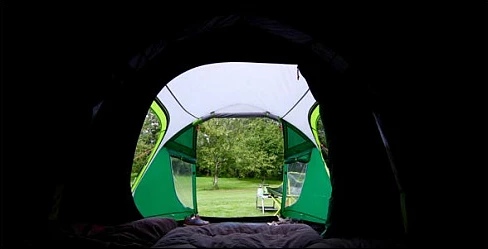 Çadër kampingu Coleman Chimney Rock 3 Plus, tunel, për 3 persona, 2 dhoma, 6.9 kg, gjelbër/gri
