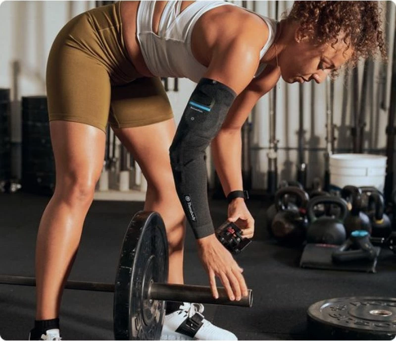 Menge për krah Therabody, e zezë