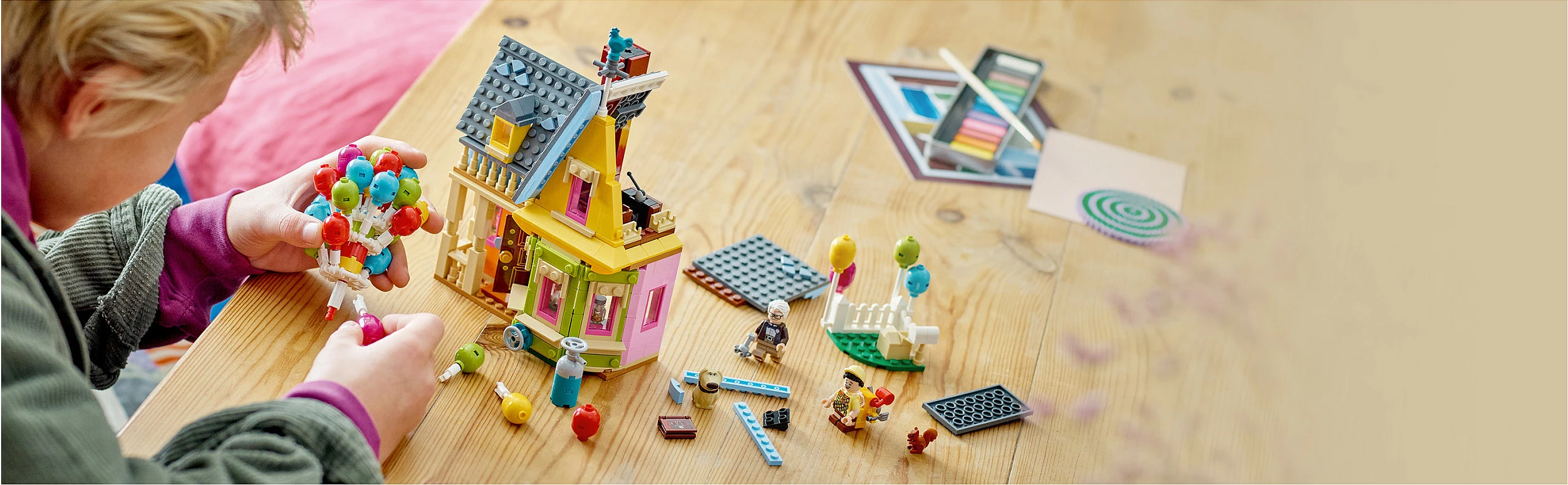 Set ndërtimi LEGO Disney 43217 Up House, 598 copë, shumëngjyrësh
