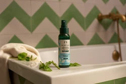 Spray për ftohje dhe relaksim të këmbëve The Body Shop Peppermint, 100 ml