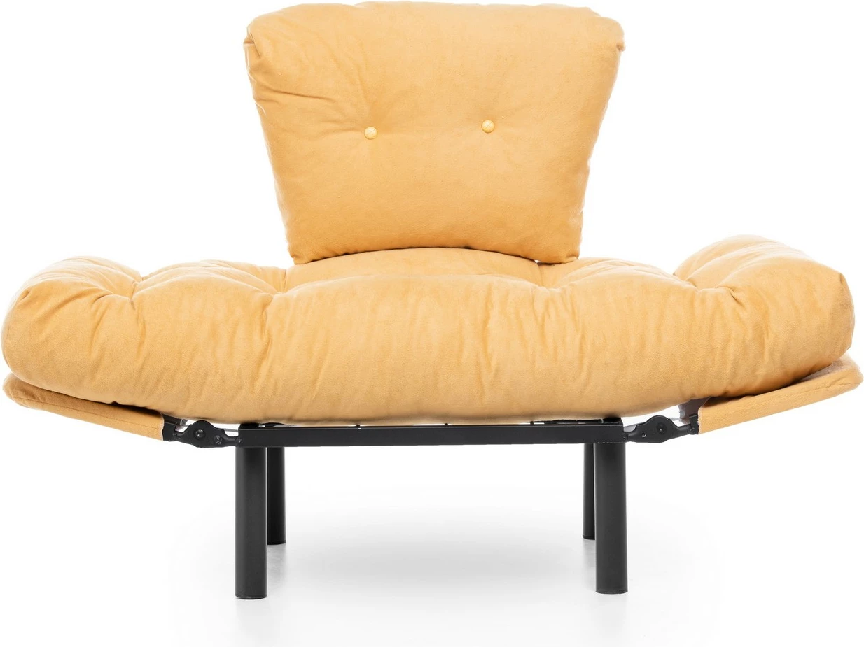 Karrige wing Nitta, një vend, ngjyrë mustard
