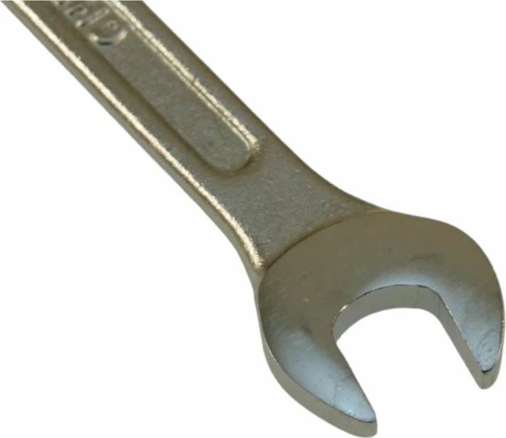 ÇEles Vilushke Ø 10