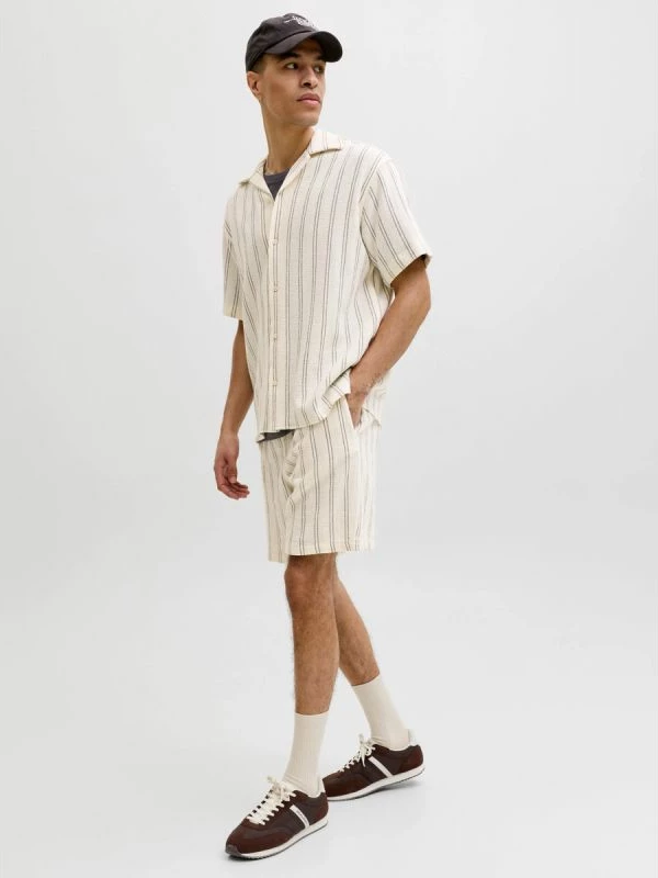 Shorce për meshkuj Jack&Jones JPSTJAIDEN COBA STRIPE JOG SHORTS 12274413, me vija të bardha [Madhësia: L]