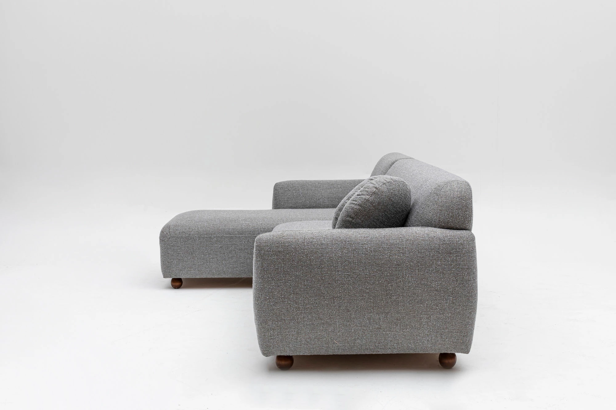 Kënd-sofë Atelier del Sofa, model Eddy Corner (CHL-3R), ngjyrë gri e çelët