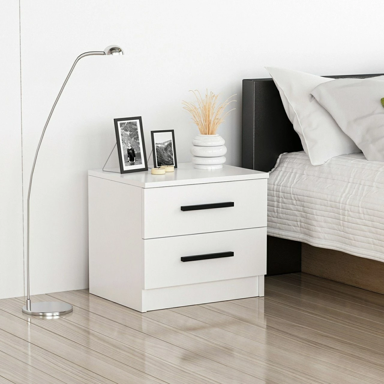 Komodinë natës Hanah Home, Kale - 84, e bardhë