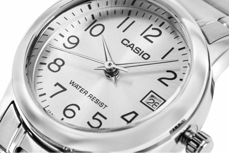Orë dore për femra CASIO, argjend