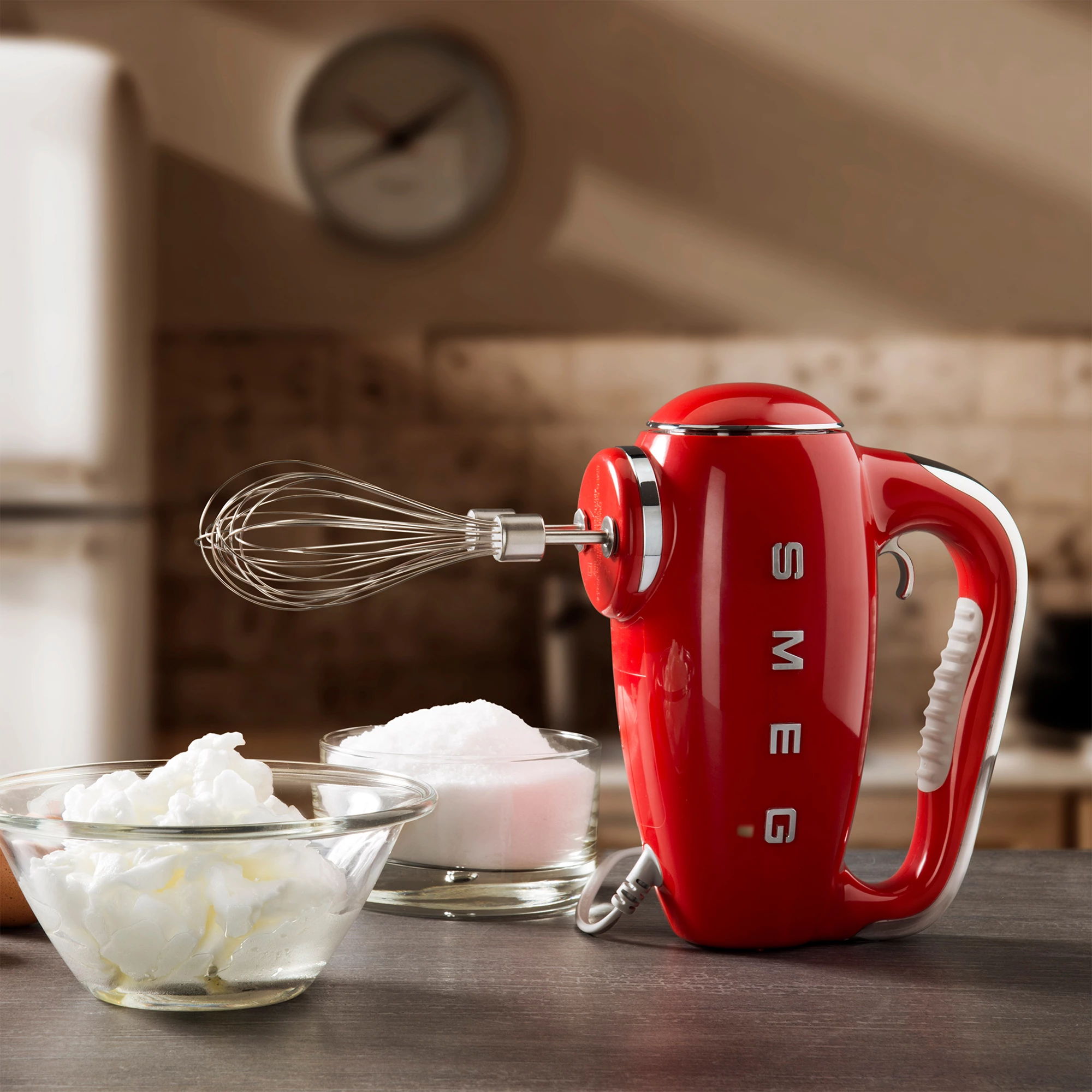 Mikser dore Smeg HMF01RDEU 250W, 9 shpejtësi, Turbo, i kuq