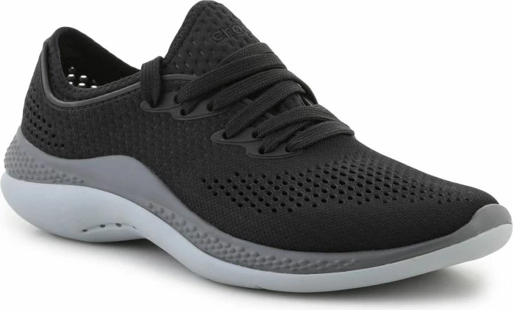 Këpucë Crocs për femra, të zeza