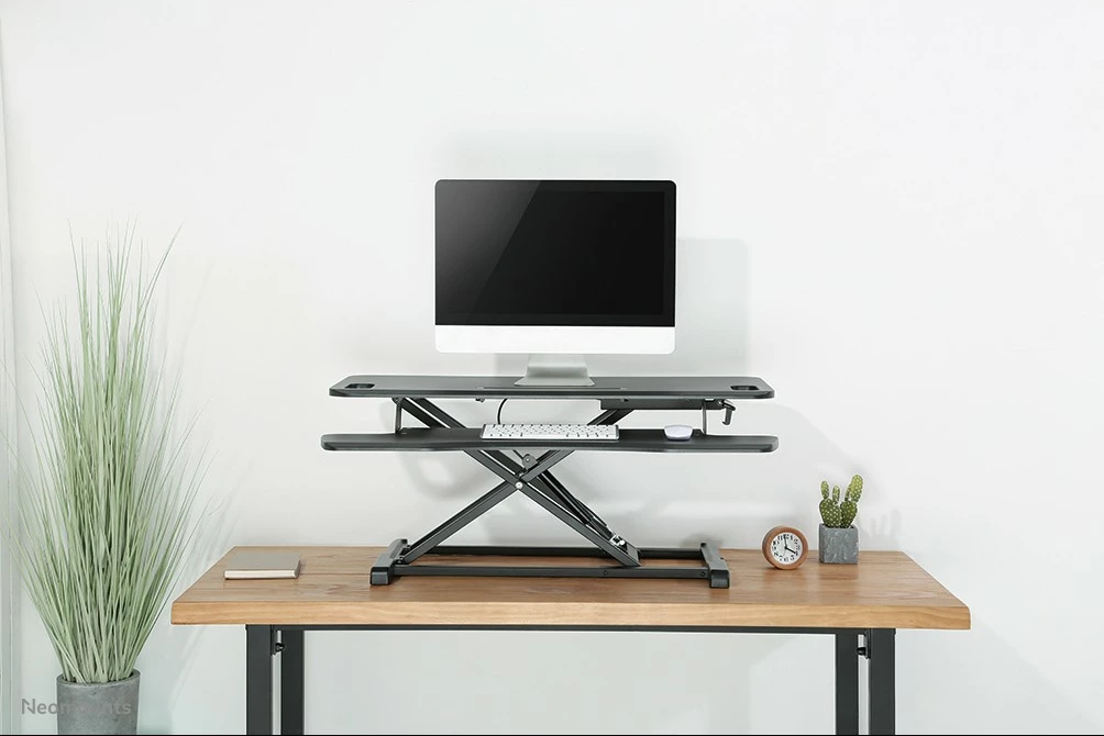 Workstation Neomounts NS-WS300BLACK, tavolinë, 15 kg, e zezë