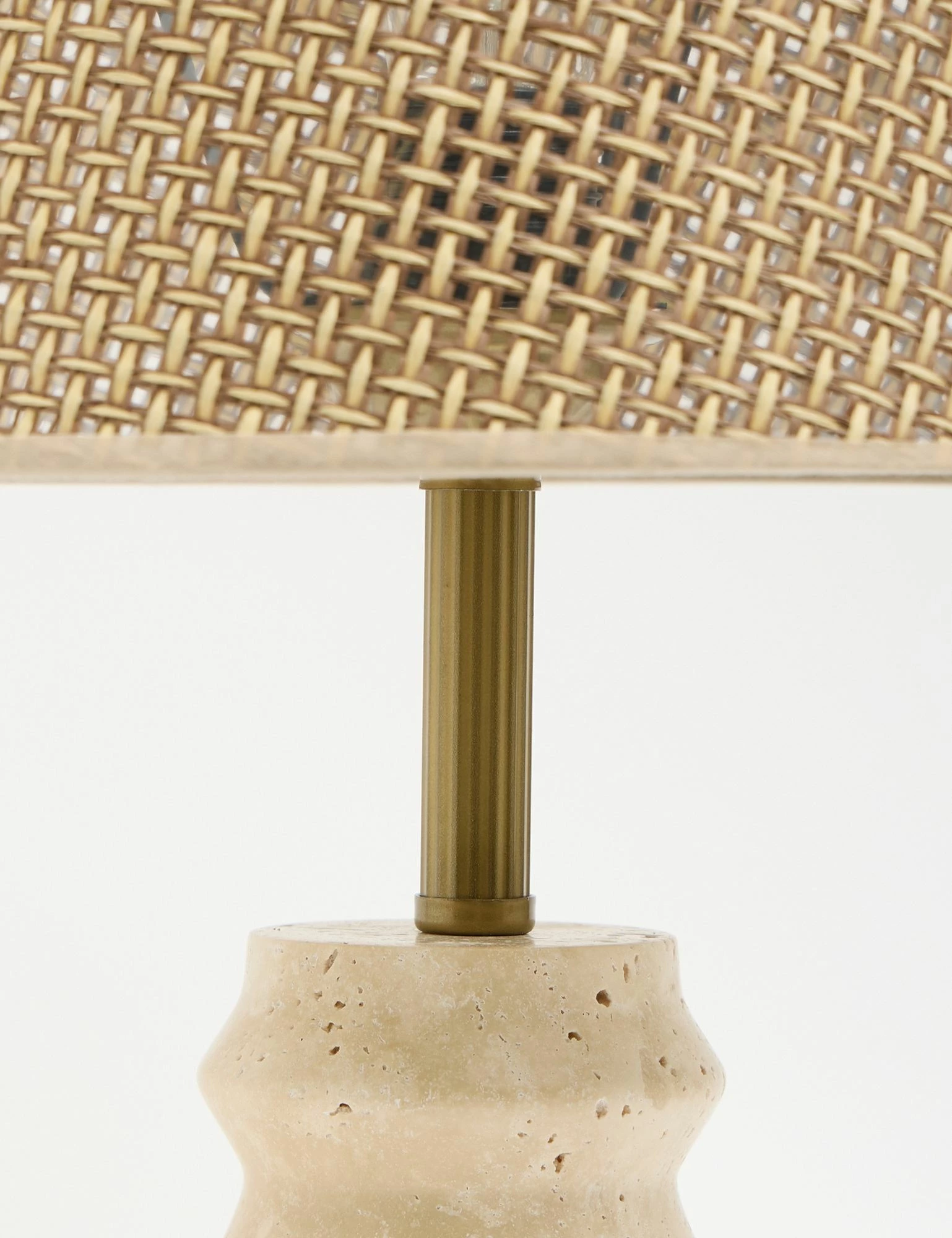 Llambë tavoline Opviq, Meya, ngjyrë kafe