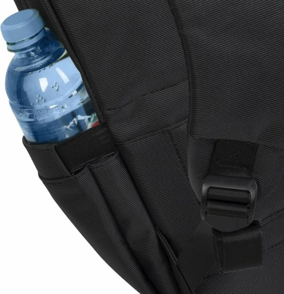 Çantë shpine për laptop RIVACASE 8262 deri 15.6", e zezë