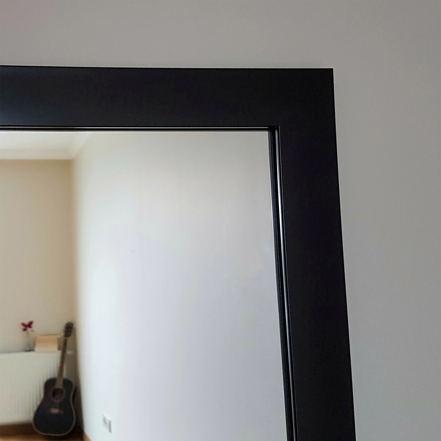 Pasqyrë me kornizë të zezë, Hanah Home, A203, 40x105cm