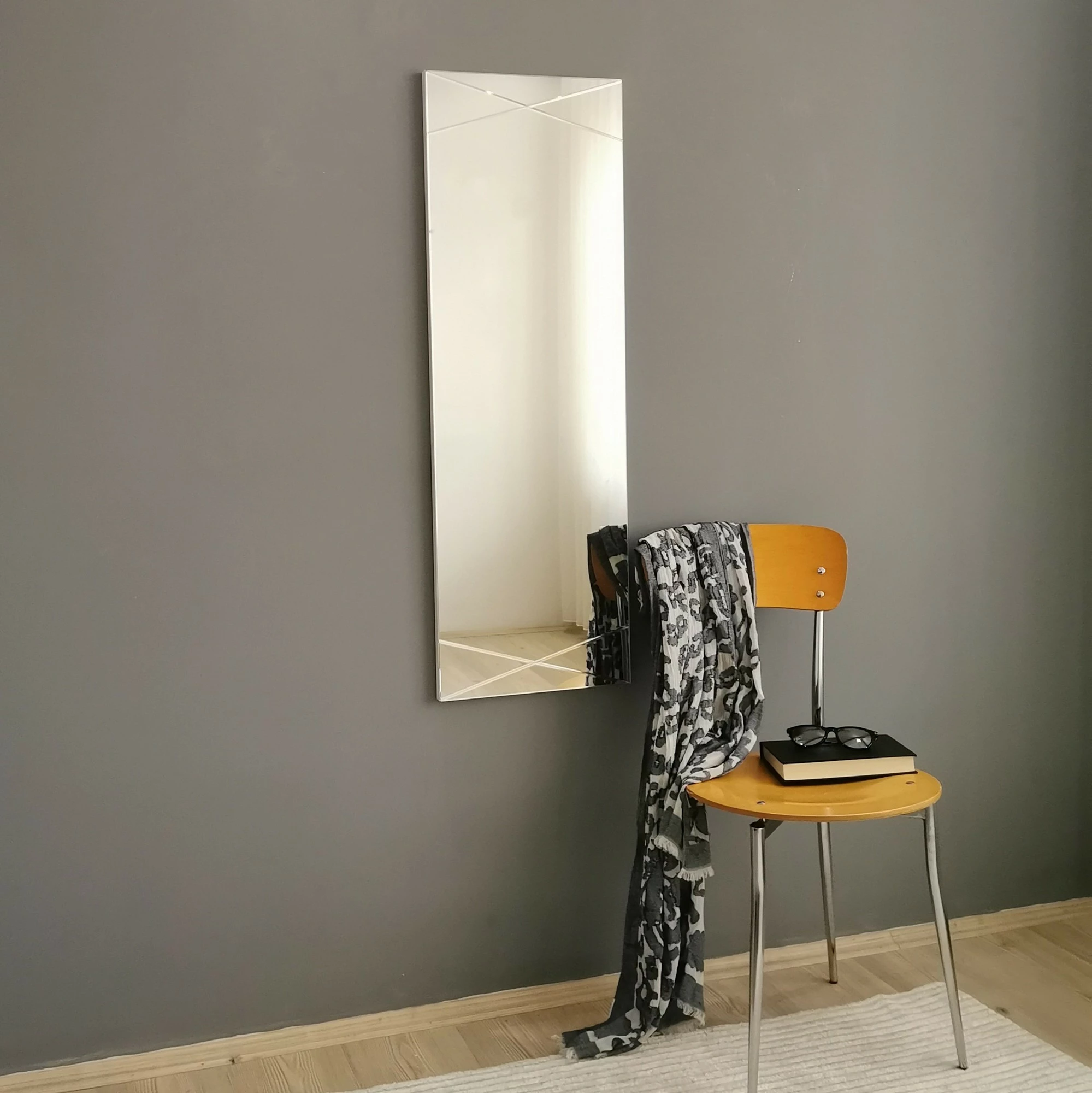 Pasqyrë Hanah Home, A321Y, ngjyrë argjendi, 35x105cm
