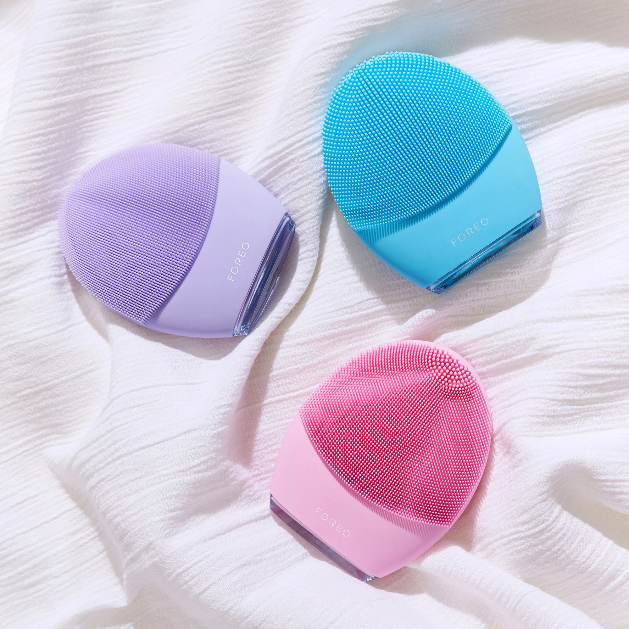 Pajisje elektrike pastrimi fytyre Foreo LUNA 3, për lëkurë të ndjeshme, waterproof, vjollcë, set me karikues USB + travel case
