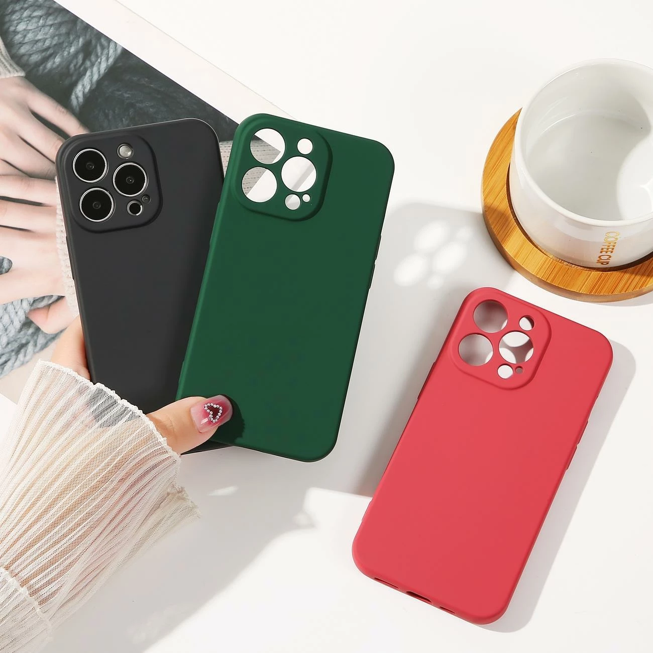 Mbështjellës silikoni Hurtel për iPhone 13 Pro Max, mint green