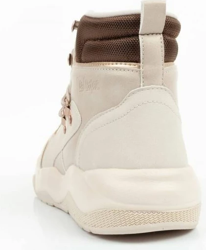 Atlete femra Lee Cooper, bezhë