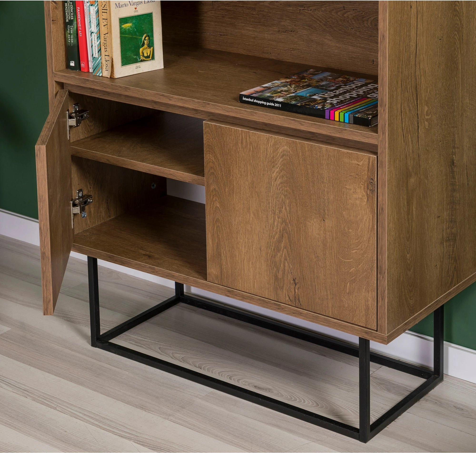 Set mobiljesh për dhomë dite, Skye Decor, Laxus Takım 25, ngjyrë arre dhe e zezë