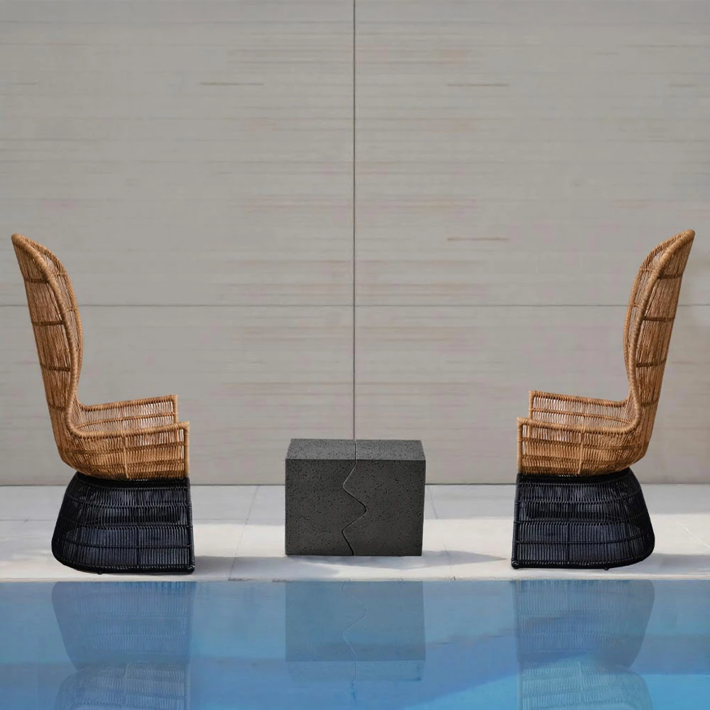 Karrige e lartë Misa, ratan natyral, metal i zi, 110x75x165