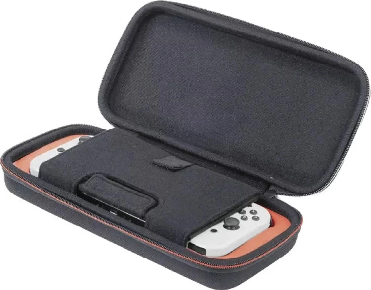 Çantë transporti Nacon Game Traveler Deluxe System Case për Nintendo Switch 2/OLED/Switch, 12 lojëra + 4 microSD, E zezë