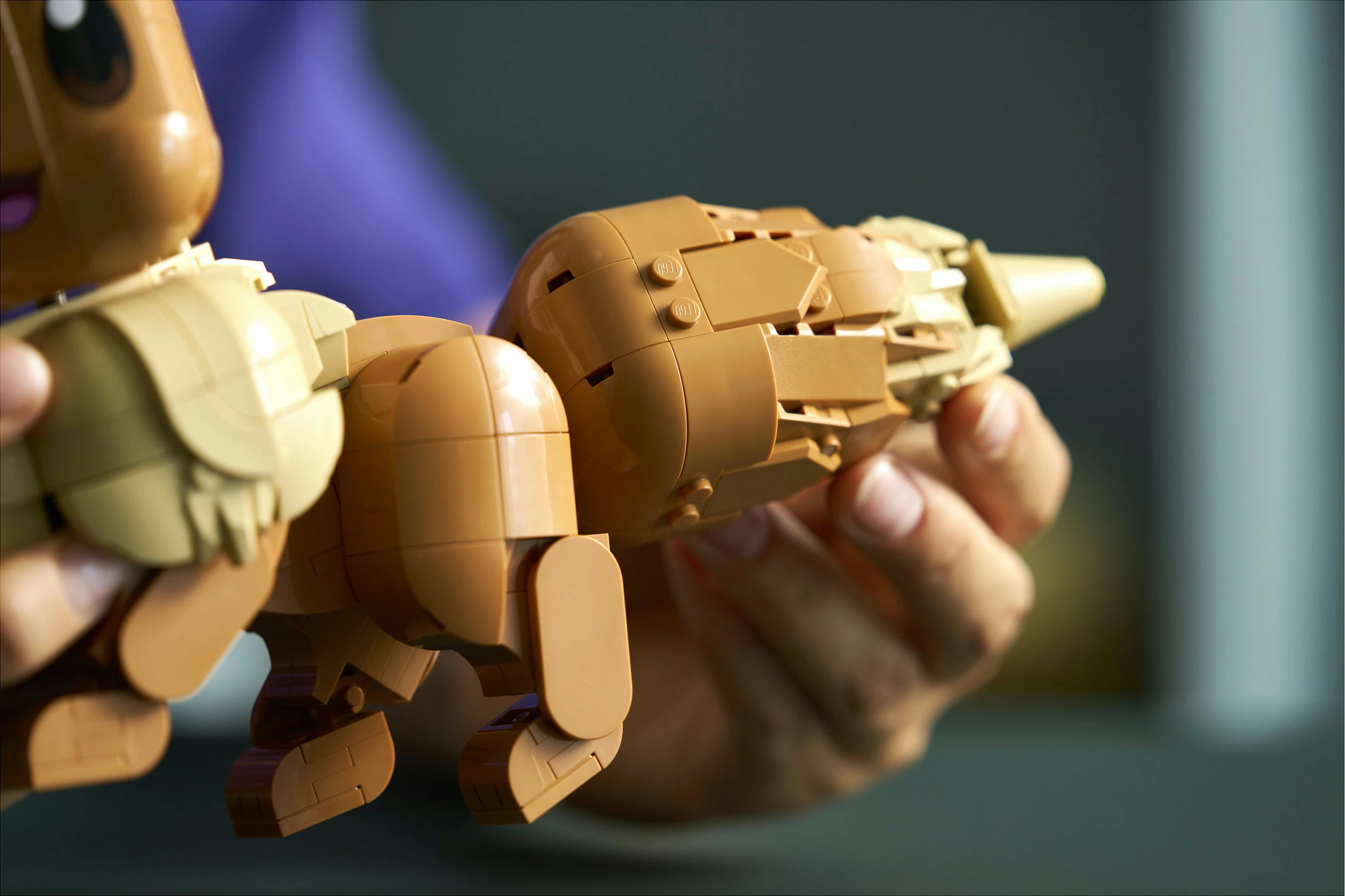 Set ndërtimi LEGO Pokémon Eevee (Evoli) 72151, 587 copë, 18+, Multicolor