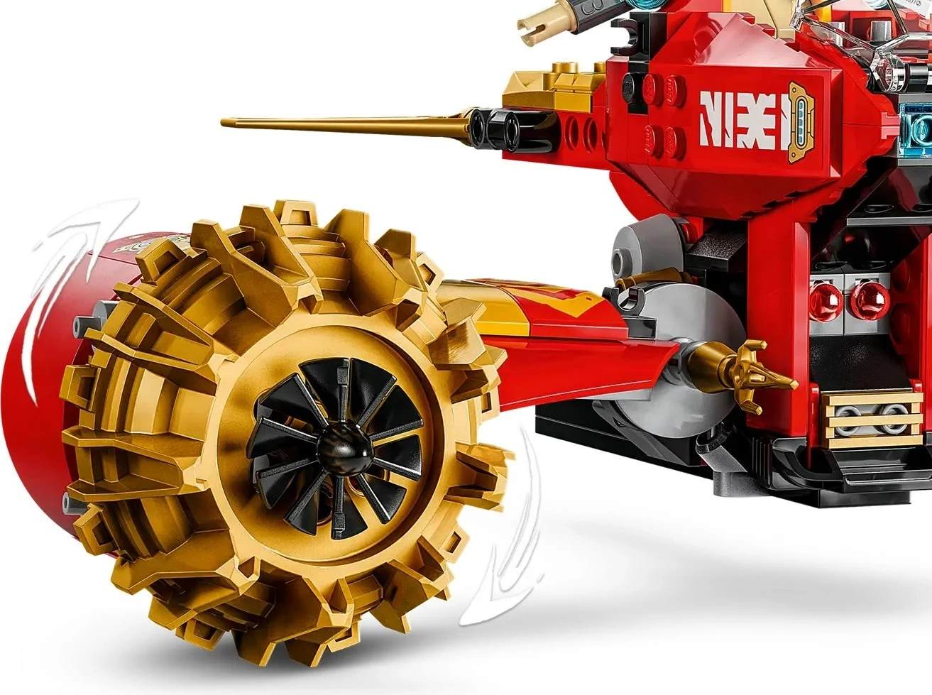 Set LEGO NINJAGO 71830 Kai's Mech Storm Rider, 3 minifigura