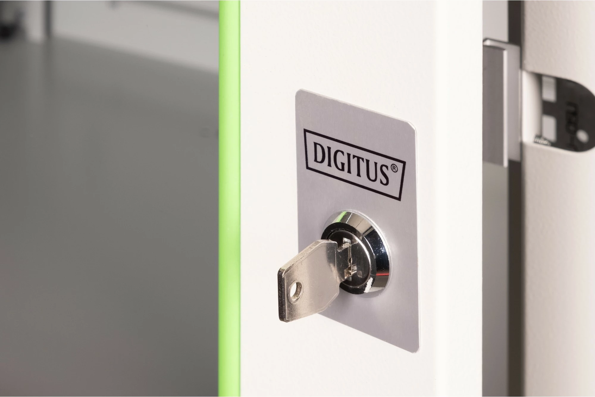 Kasë muri Digitus Unique 7U 420x600x450mm, xham, gri