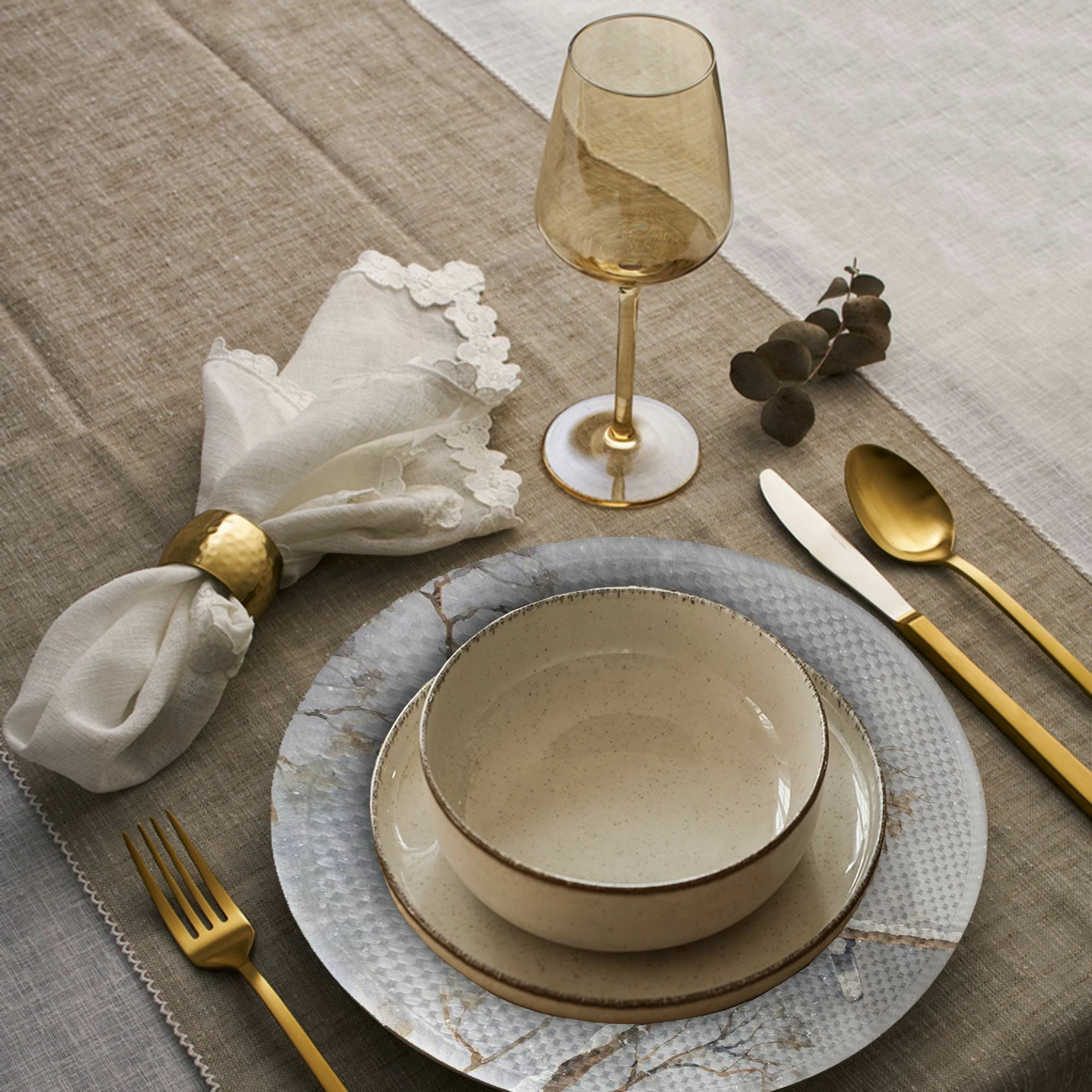 Set nënshtrues tavoline Hermia Concept, shumëngjyrësh, 4 copë, 37cm