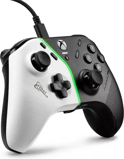 Kontroller lojrash Thrustmaster H.E.A.R.T. Controller, Hall Effect anti-drift, mekanik, me kabllo, Xbox Series X|S/Xbox One/Windows 10/11, bardhë/zi