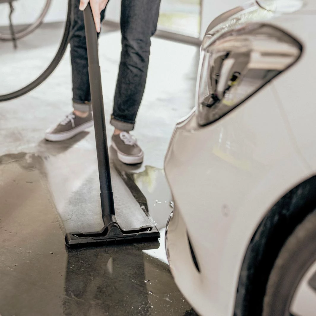 Fshesë me ujë dhe pluhur, Karcher KWD 5 V-25/5/22 (1.628-483.0), 1100 W, depozitë 25 L, kabllo 5 m, e verdhë/zezë