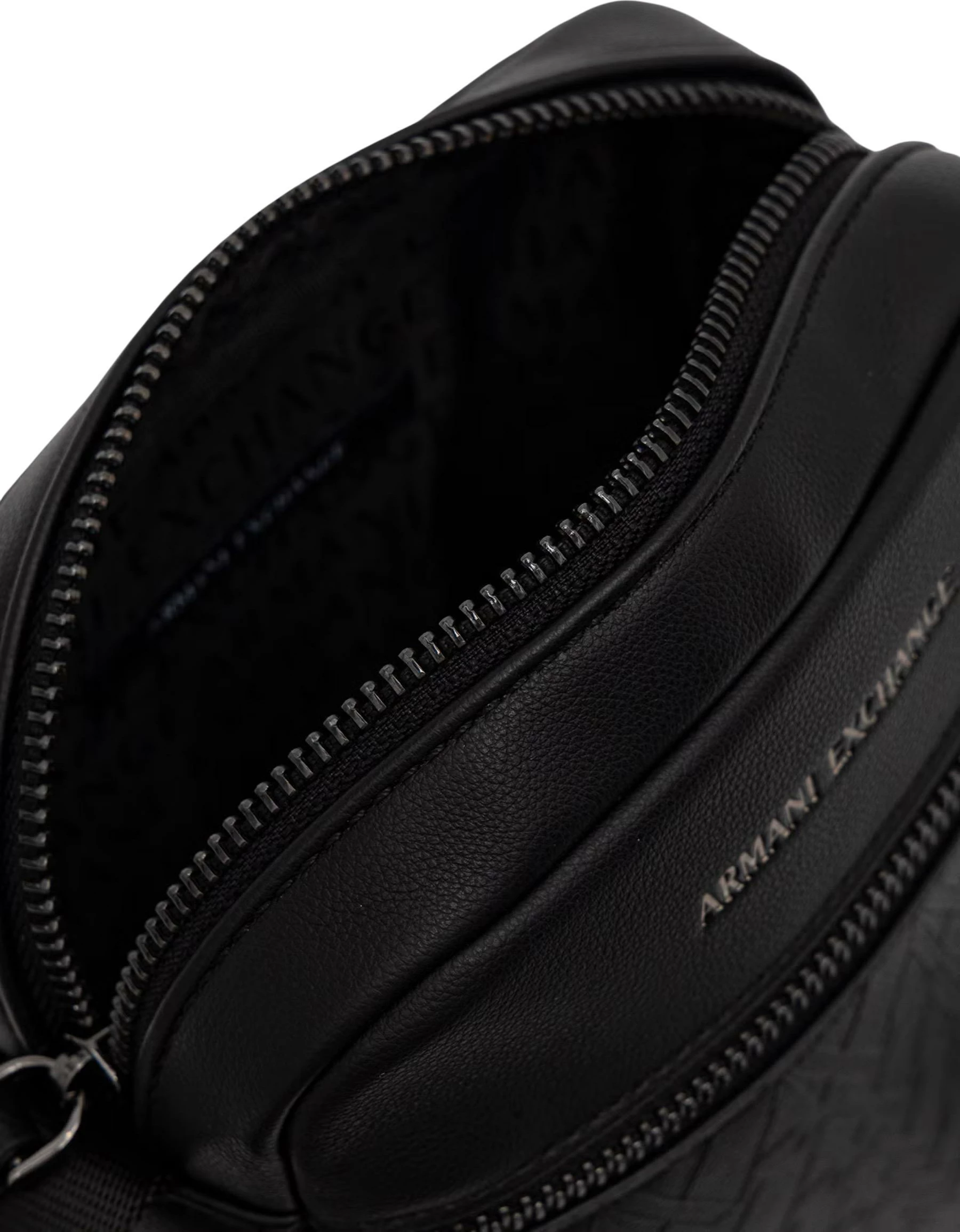 Çantë crossbody për meshkuj Armani Exchange XM003577 AF26662, e zezë