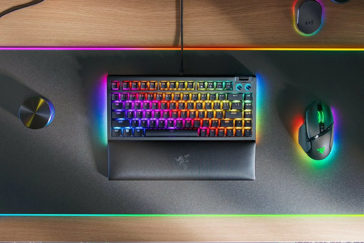 Tastierë mekanike Razer BlackWidow V4 75%, US-International, Razer Orange, e zezë