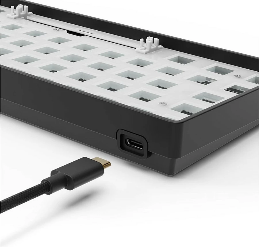 Tastierë Sharkoon SKILLER SGK50 S4, 60%, USB, RGB, QWERTY DE, e zezë