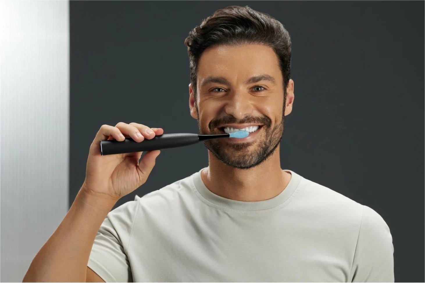 Brushë dhëmbësh elektrike Oclean X Ultra 20 Set, AI, Bluetooth/Wi‑Fi, 3 koka, e zezë