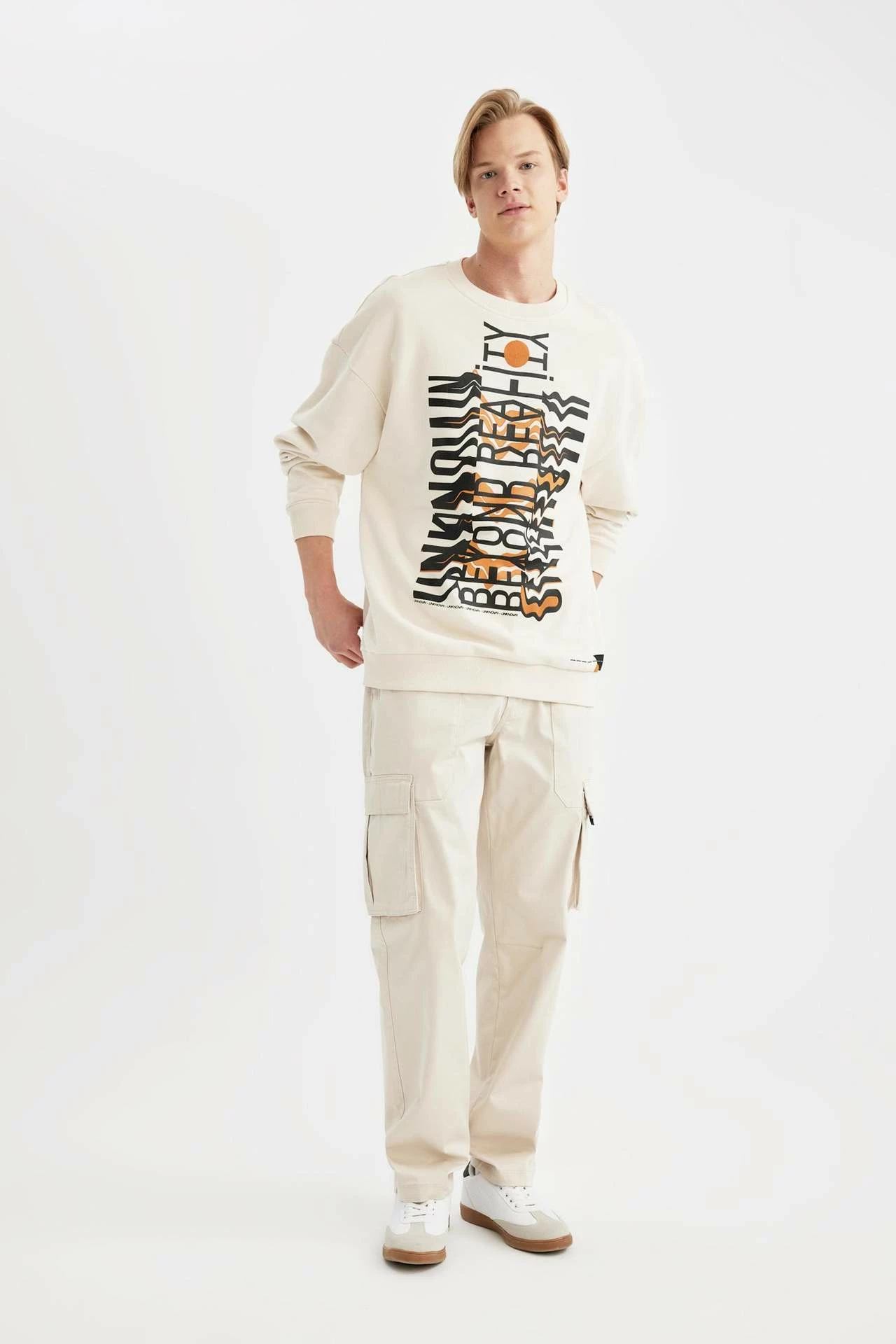 Duks DeFacto, oversize, bezhë