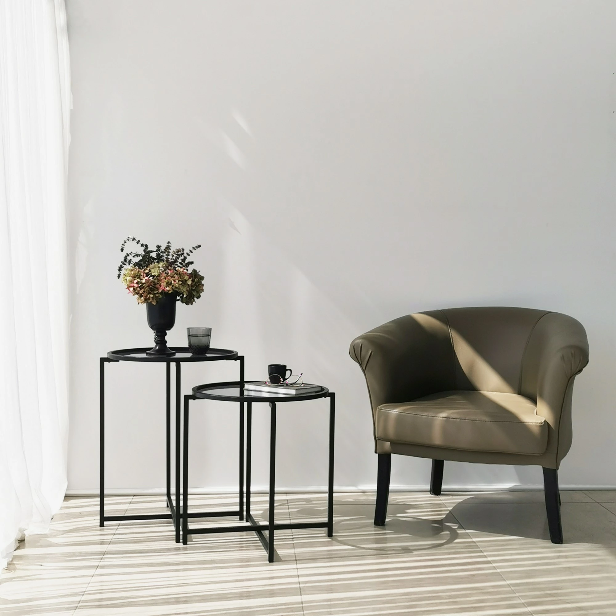 Set tavolinash anësore Skye Decor, S412F, ngjyrë e zezë