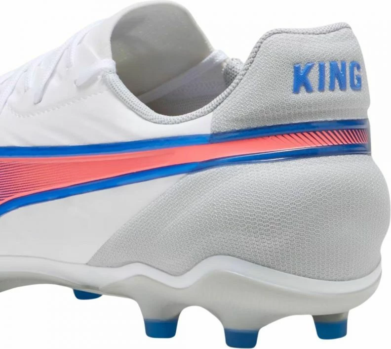 Atlete futbolli Puma meshkuj, të bardha