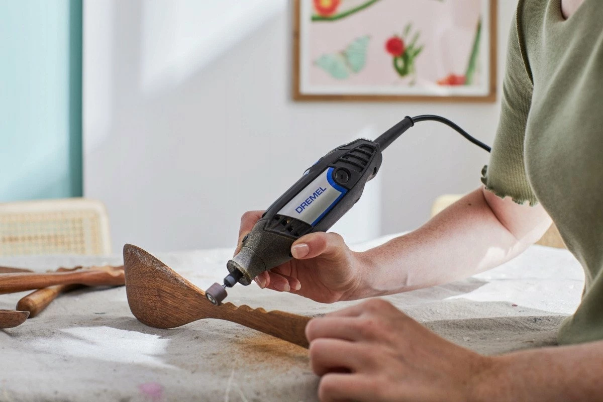 Mjet rrotullues multifunksional Dremel 3200-1/90 EU 130 W set 90 copë