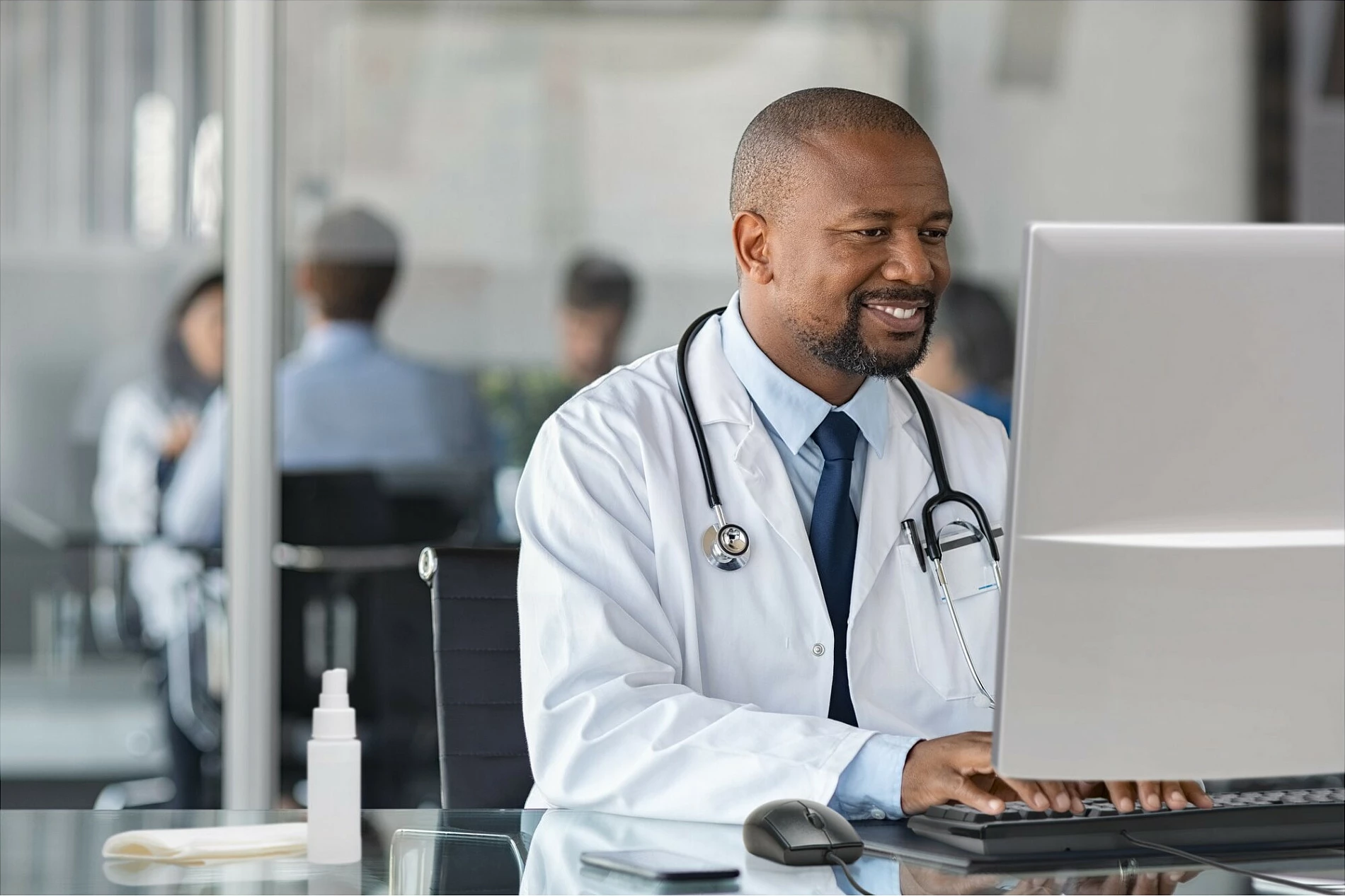 Maus Kensington Pro Fit Washable, me kabllo, ambidextrous, optik, USB, 1600 DPI, ngjyrë e zezë