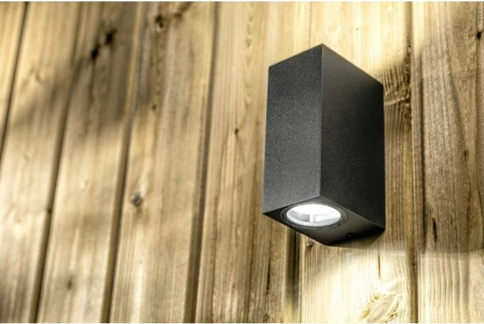 lampë muri e jashtme GTV TIAGO 2x GU10, 230V, IP54, e zezë