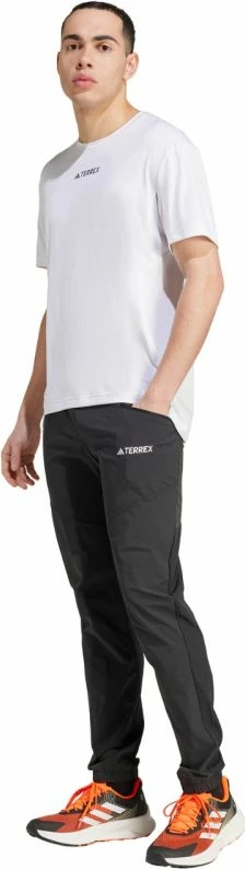 Pantallona sportive meshkuj adidas Terrex Xperior Light IQ1399, të zeza