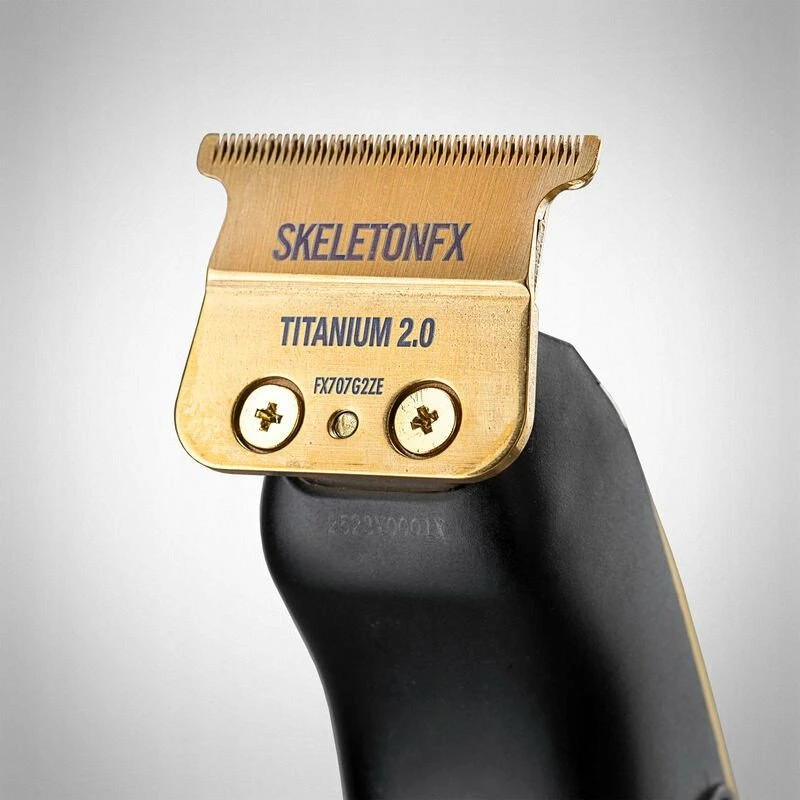 Makinë rroje BaBylissPRO Lo-Pro FX FX726GE, teh T Gold Titanium 40mm, bateri Li-ion 240 min, përdorim me kabëll/pa kabëll, Gold
