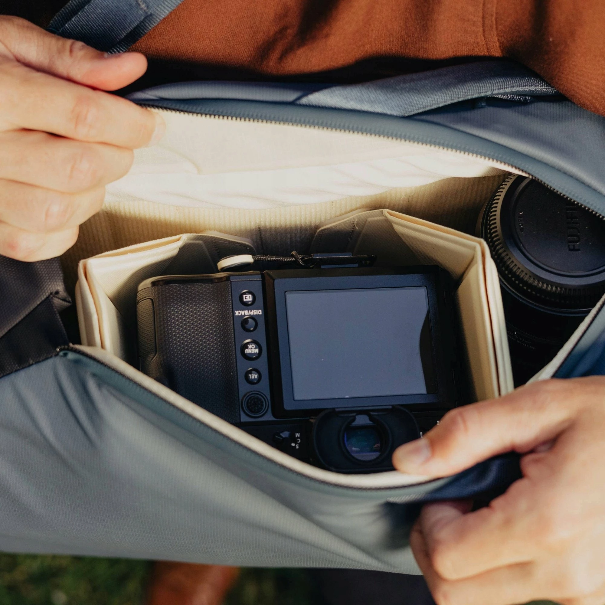 Çantë shpine/tote Peak Design Everyday Totepack V2 20L (BEDTP-20-DS-3), FlexFold, najlon i ricikluar 400D, xhep laptop/tablet, Ocean blu