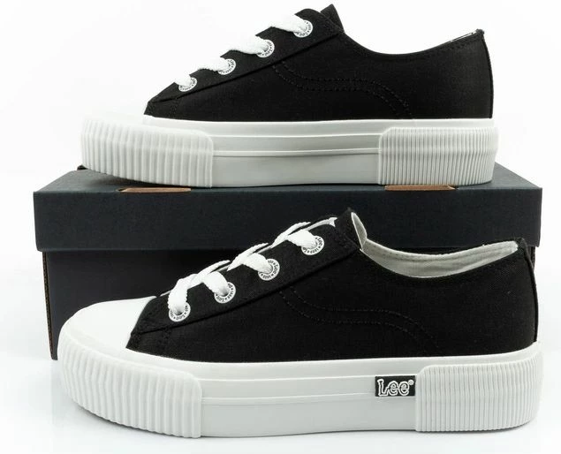 Atlete femra Lee Isla, të zeza platformë