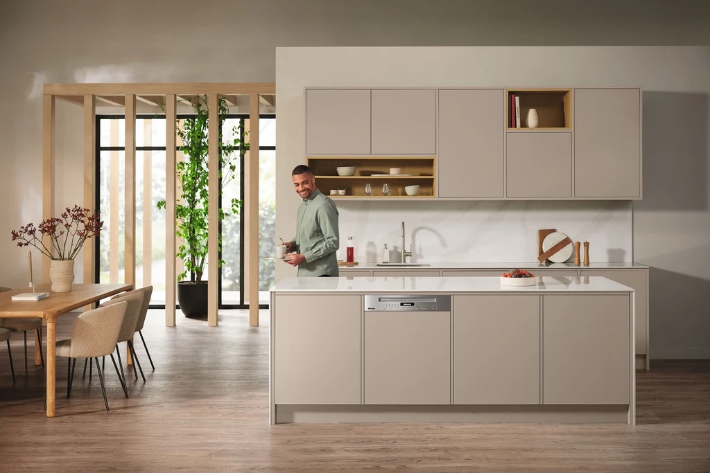 Lavastovilje pjesërisht e integruar Miele G 7131 SCi AD 125 Edition, 6 L, 14 sete