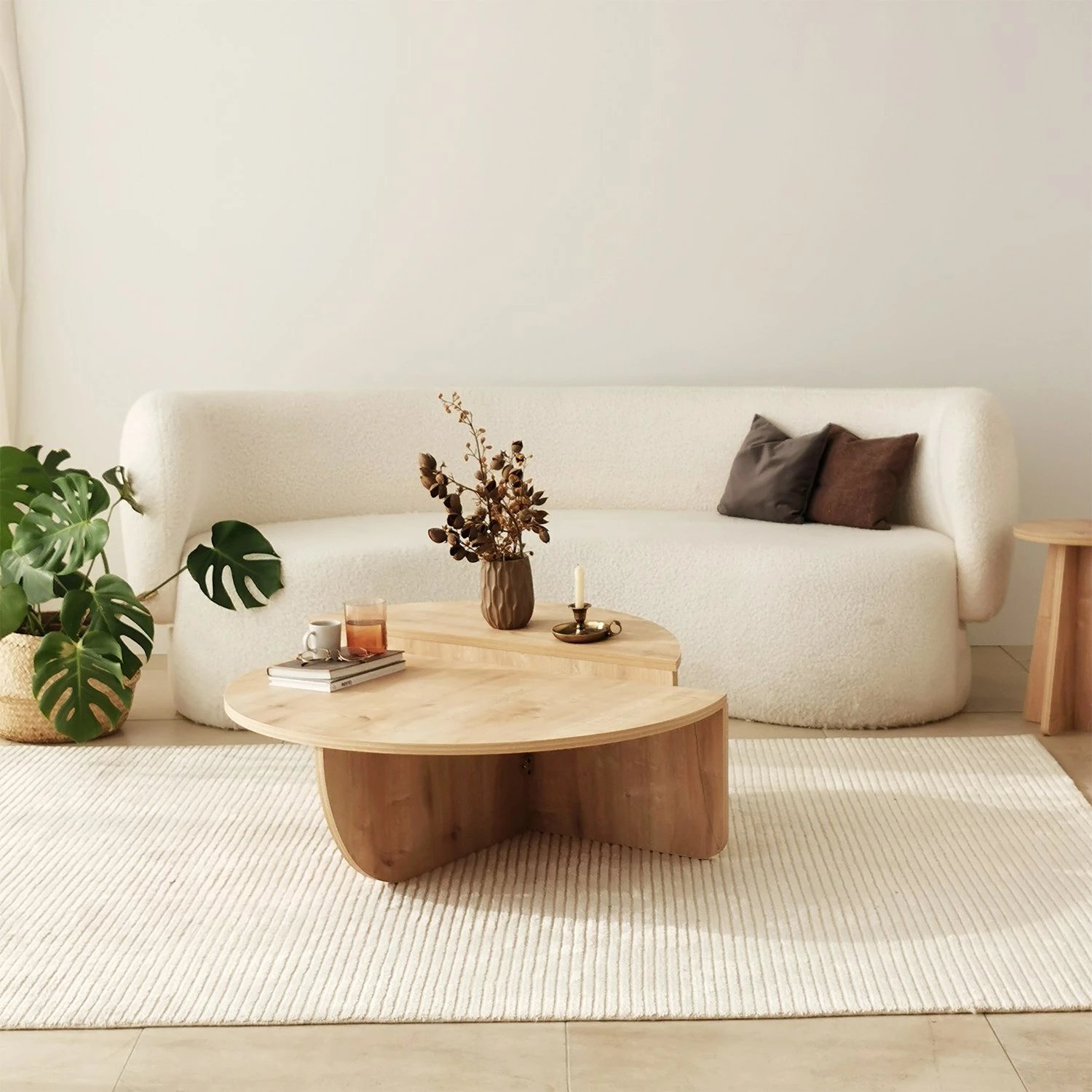 Tavolinë kafeje Hanah Home, podium, ngjyrë lis safir